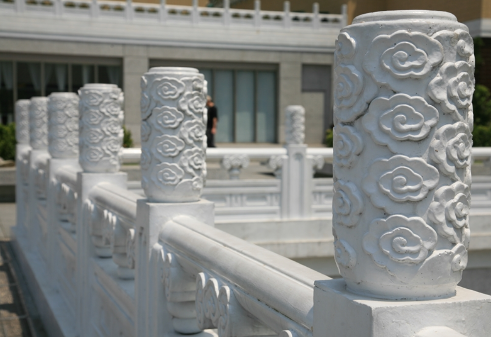 Solo-friendly tours with guided services in Chinese, English, Japanese, and Cantonese.